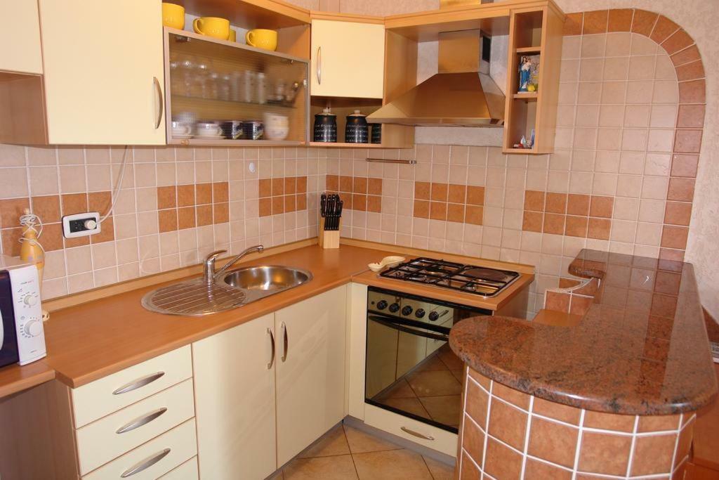 Ljeto Apartment ซริกเวนิซา ภายนอก รูปภาพ